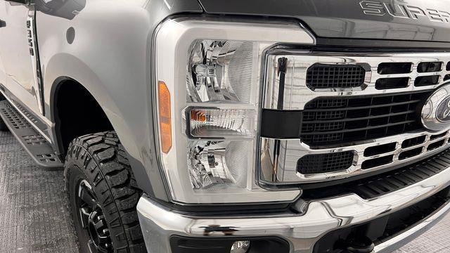 2025 Ford F-350 Super Duty XLT