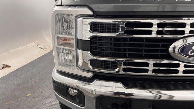 2025 Ford F-350 Super Duty XLT
