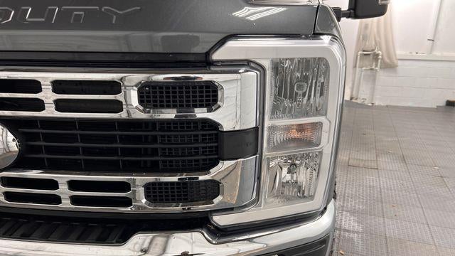 2025 Ford F-350 Super Duty XLT