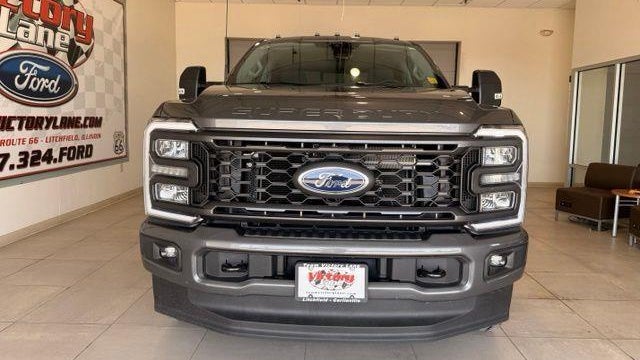 2026 Ford F-350 Super Duty Platinum