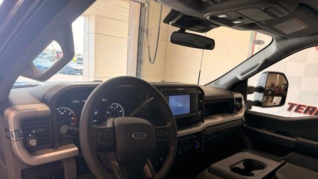 2026 Ford F-350 Super Duty Platinum