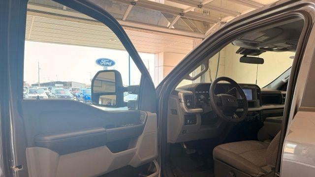 2026 Ford F-350 Super Duty Platinum