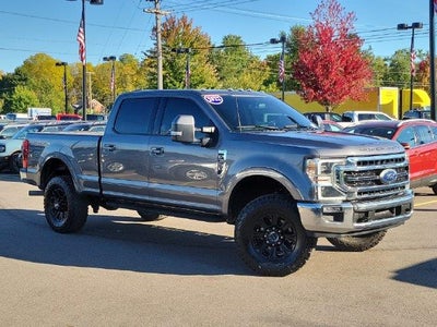 2022 Ford F-350 Super Duty 4X4 Lariat 4DR Crew Cab 6.8 FT. SB SRW Pickup