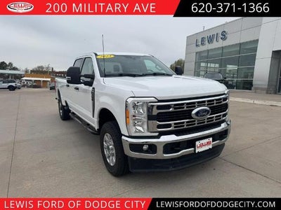 2023 Ford F-350 Super Duty 4X4 XLT 4DR Crew Cab 6.8 FT. SB SRW Pickup