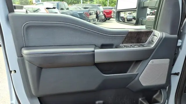 2025 Ford F-350 Super Duty King Ranch