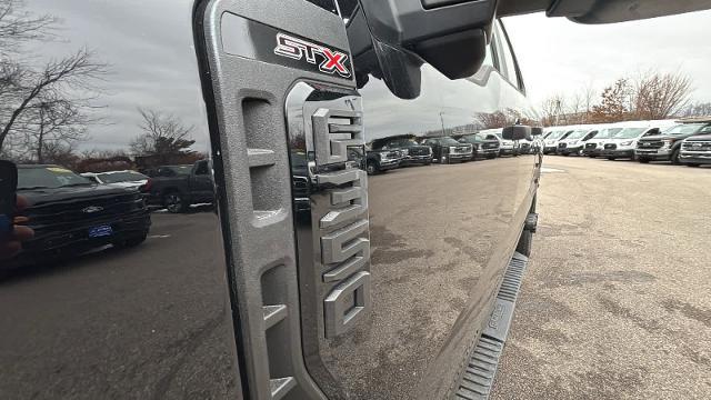 2025 Ford F-350 Super Duty XLT
