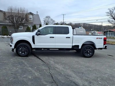 2025 Ford F-350 Super Duty 4X4 King Ranch 4DR Crew Cab 6.8 FT. SB SRW Pickup