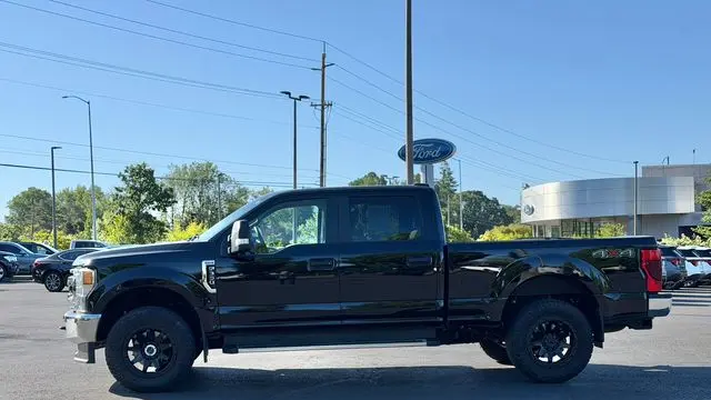 2022 Ford F-350 Super Duty XL