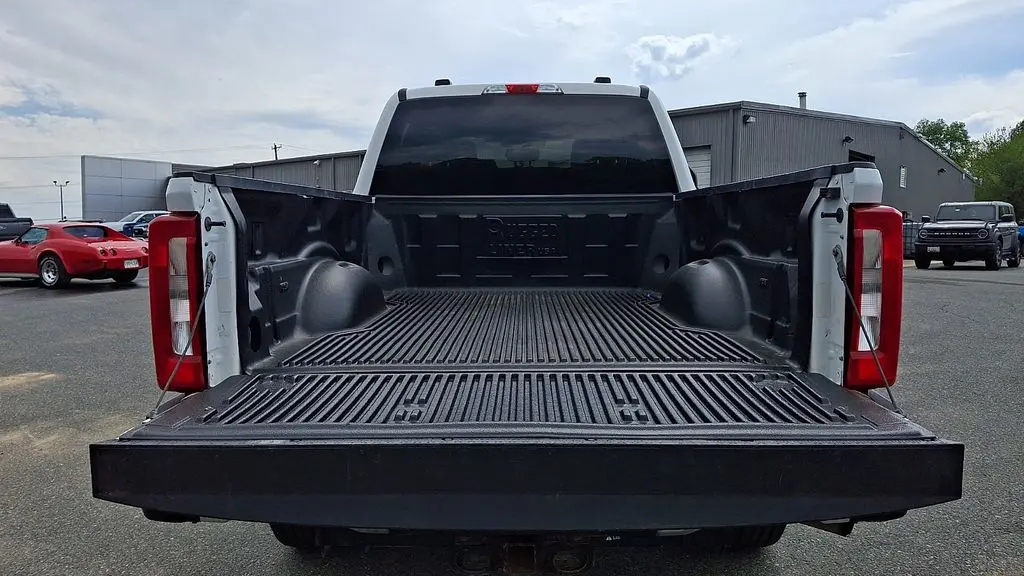 2024 Ford F-350 Super Duty XLT