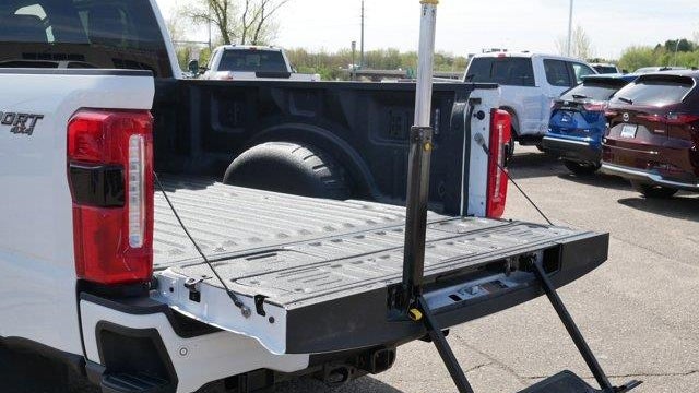 2024 Ford F-350 Super Duty XLT