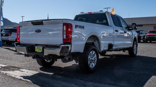 2025 Ford F-350 Super Duty XLT