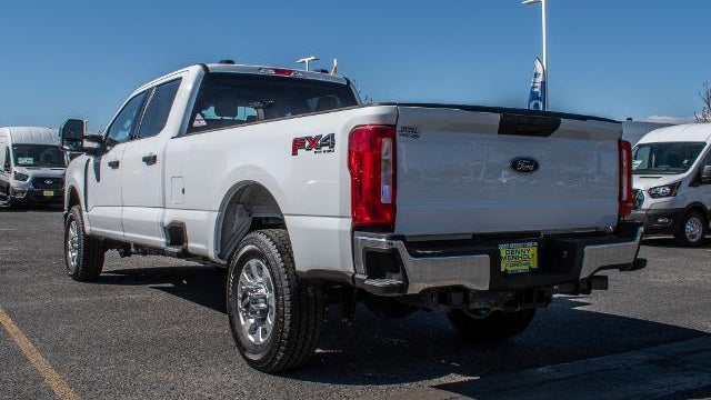 2025 Ford F-350 Super Duty XLT
