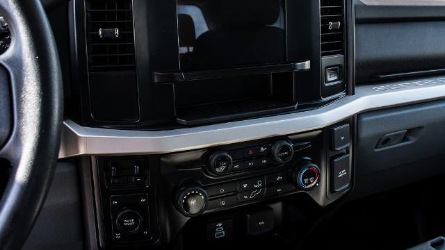 2025 Ford F-350 Super Duty XLT