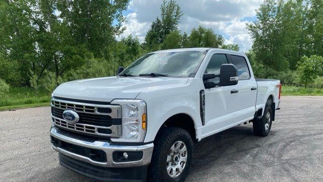 2024 Ford F-350 Super Duty XLT