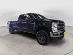 2025 F-350 Super Duty Thumbnail 3