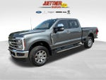 2025 F-350 Super Duty Thumbnail 1