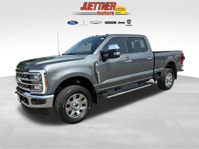 2025 Ford F-350 Super Duty 4X4 Lariat 4DR Crew Cab 6.8 FT. SB SRW Pickup