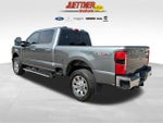 2025 F-350 Super Duty Thumbnail 3