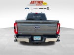 2025 F-350 Super Duty Thumbnail 4