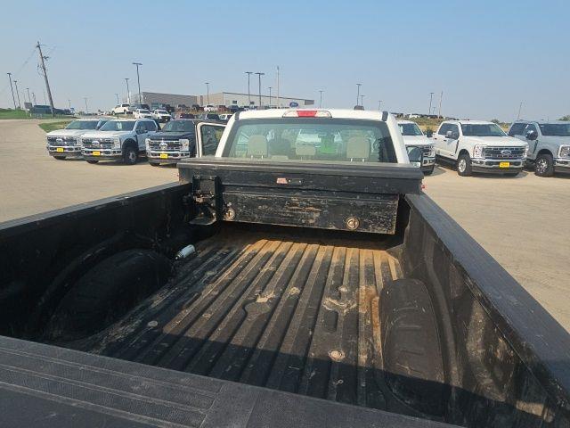 2022 Ford F-350 - $29,500