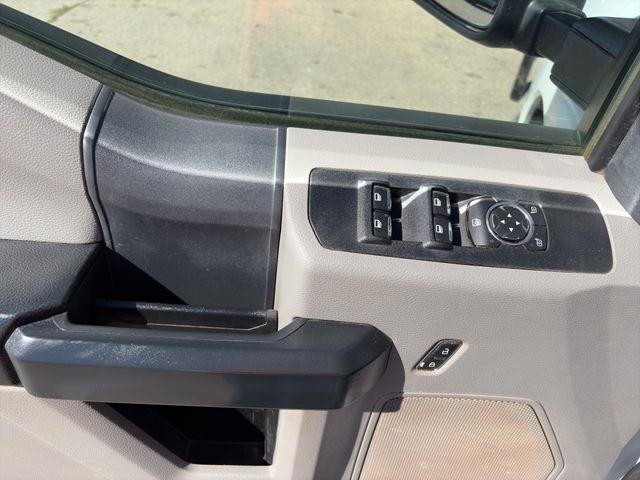 2022 Ford F-350 - $29,500