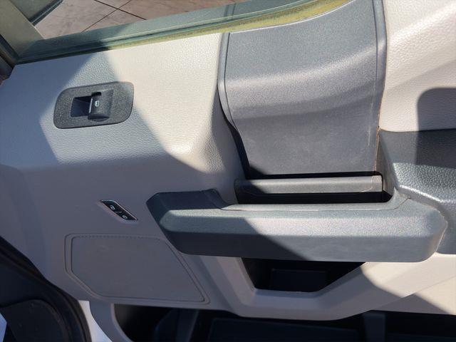 2022 Ford F-350 - $29,500