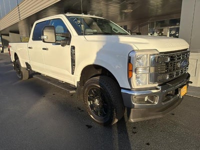 2023 Ford F-350 Super Duty 4X4 King Ranch 4DR Crew Cab 6.8 FT. SB SRW Pickup