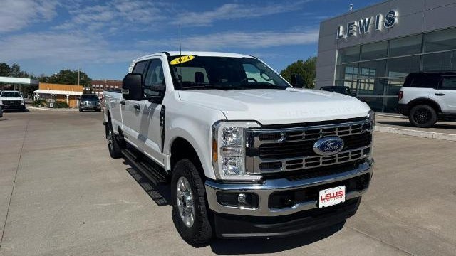 Preowned 2024 Ford F-350 Super Duty Platinum for Sale