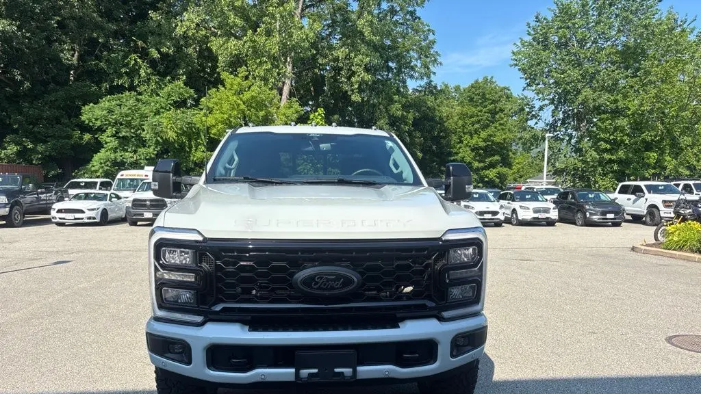 2025 Ford F-350 Super Duty King Ranch