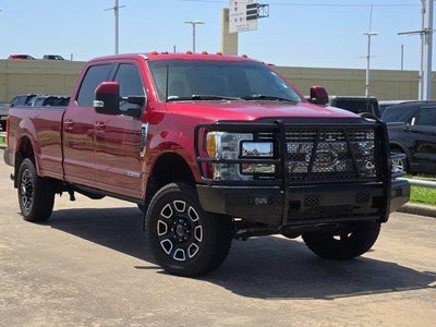 2017 Ford F-350 Super Duty 4X4 King Ranch 4DR Crew Cab 6.8 FT. SB SRW Pickup
