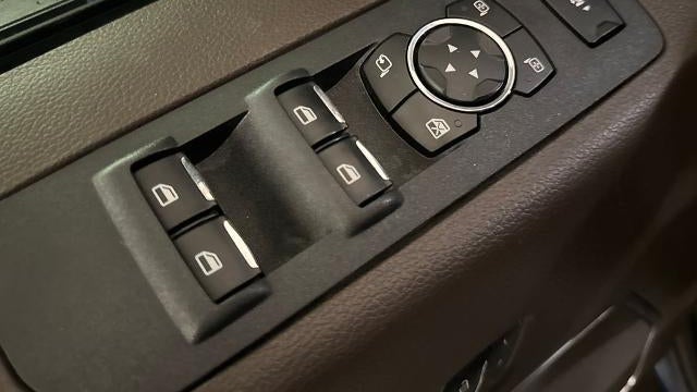 2017 Ford F-350 Super Duty XLT