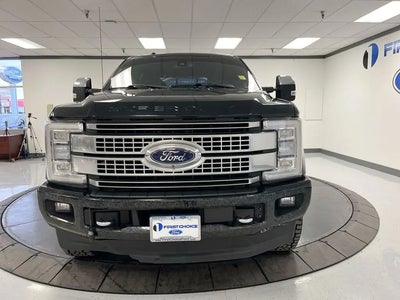 2018 Ford F-350 Super Duty 4X4 Limited 4DR Crew Cab 6.8 FT. SB SRW Pickup