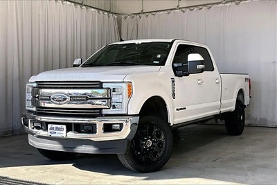 2019 Ford F-350 Super Duty 4X4 Lariat 4DR Crew Cab 6.8 FT. SB SRW Pickup
