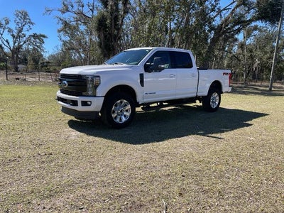 2019 Ford F-350 Super Duty 4X4 Platinum 4DR Crew Cab 6.8 FT. SB SRW Pickup