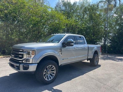 2022 Ford F-350 Super Duty 4X4 Limited 4DR Crew Cab 8 FT. LB SRW Pickup