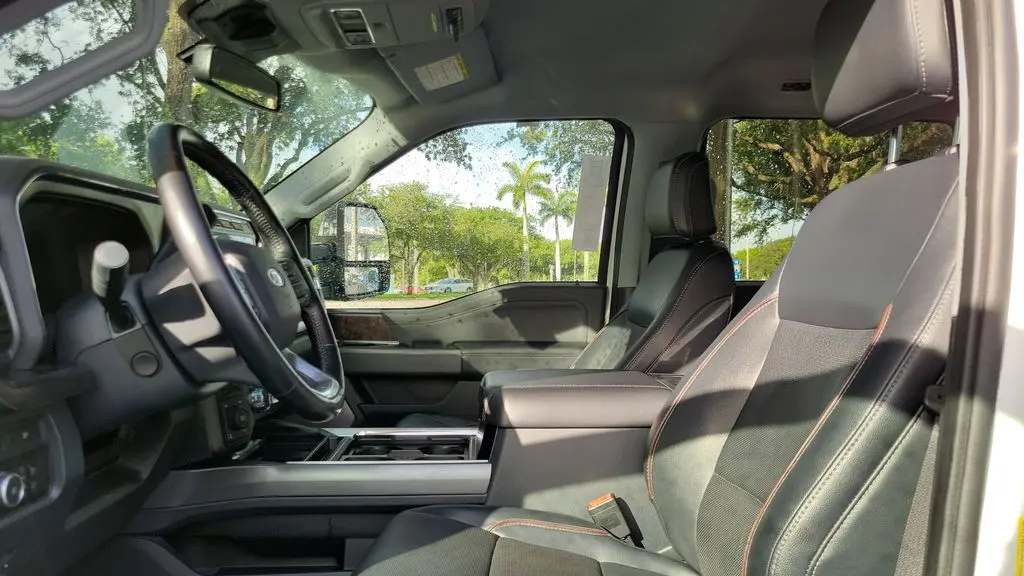 2023 Ford F-350 Super Duty King Ranch