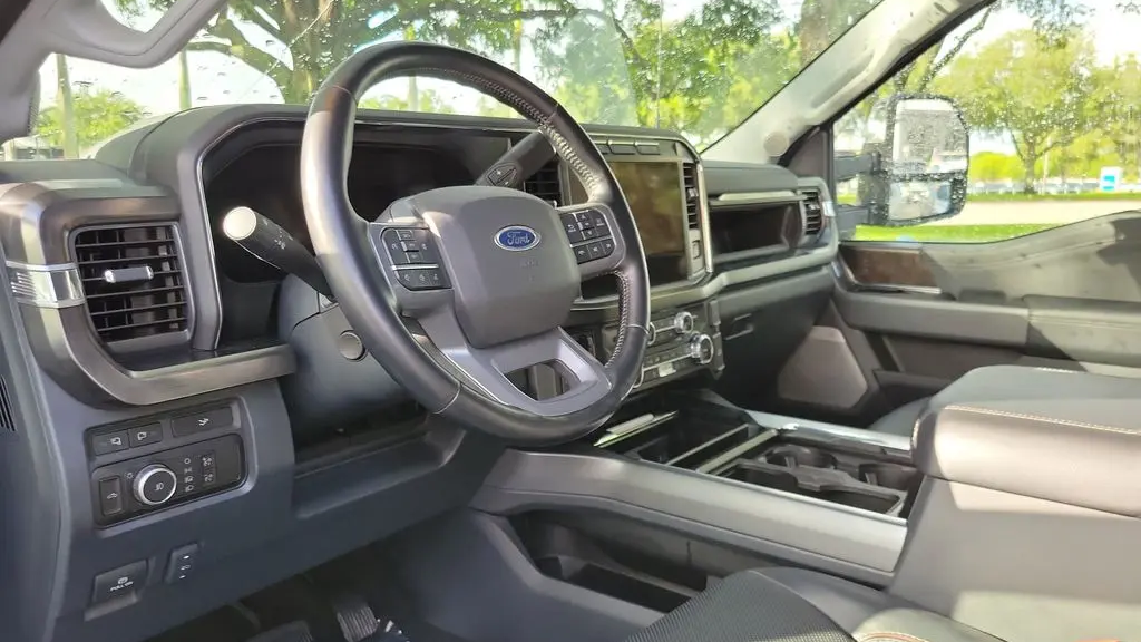 2023 Ford F-350 Super Duty King Ranch