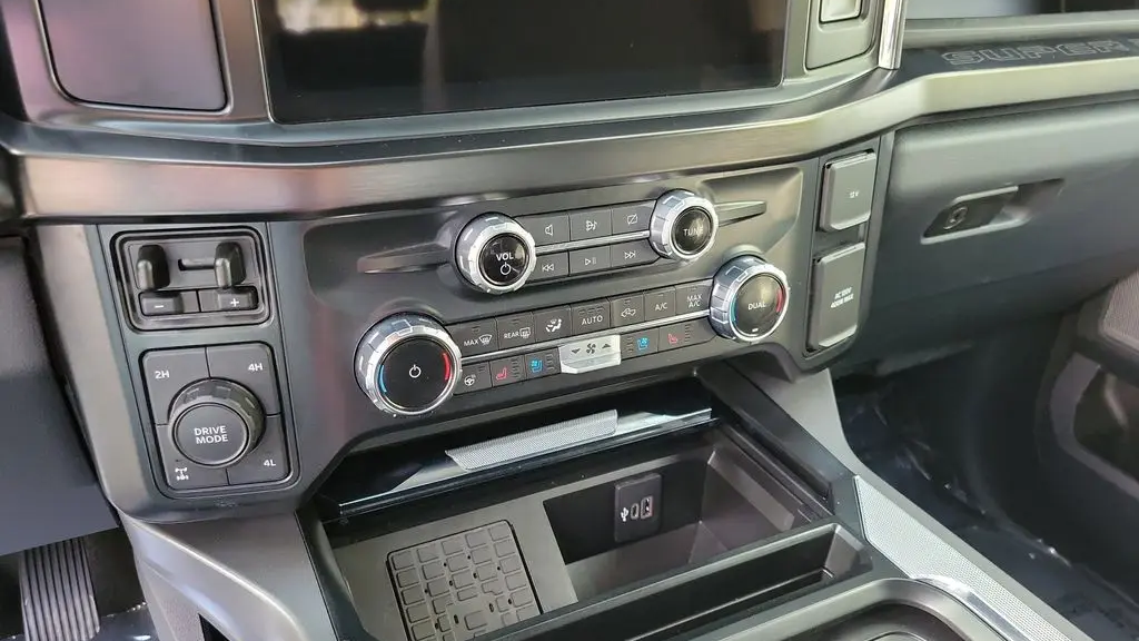 2023 Ford F-350 Super Duty King Ranch