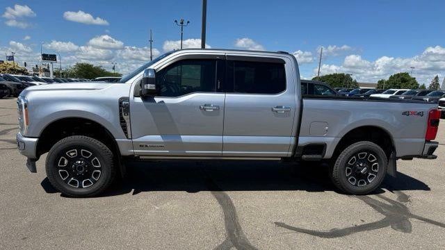 2023 Ford F-350 Super Duty XLT