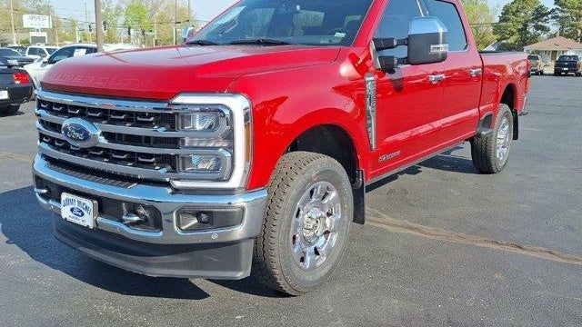 2024 Ford F-350 Super Duty Platinum