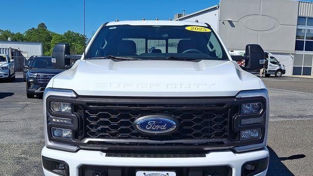 2025 Ford F-350 Super Duty King Ranch