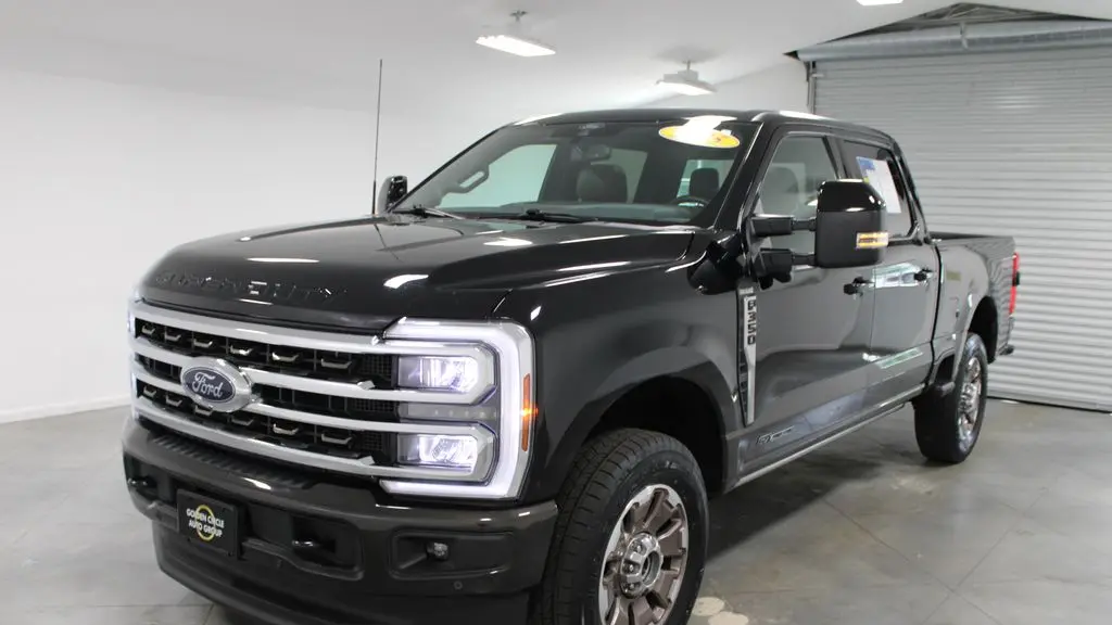 2025 Ford F-350 Super Duty King Ranch