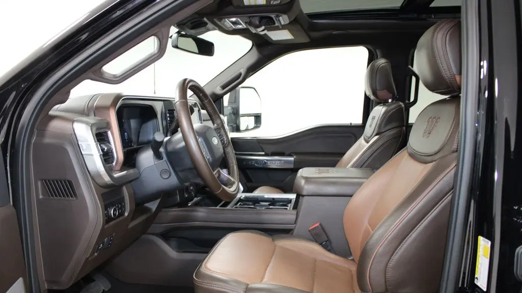 2025 Ford F-350 Super Duty King Ranch