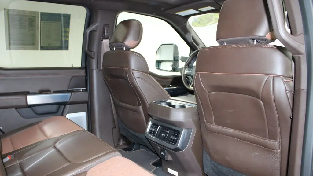 2025 Ford F-350 Super Duty King Ranch