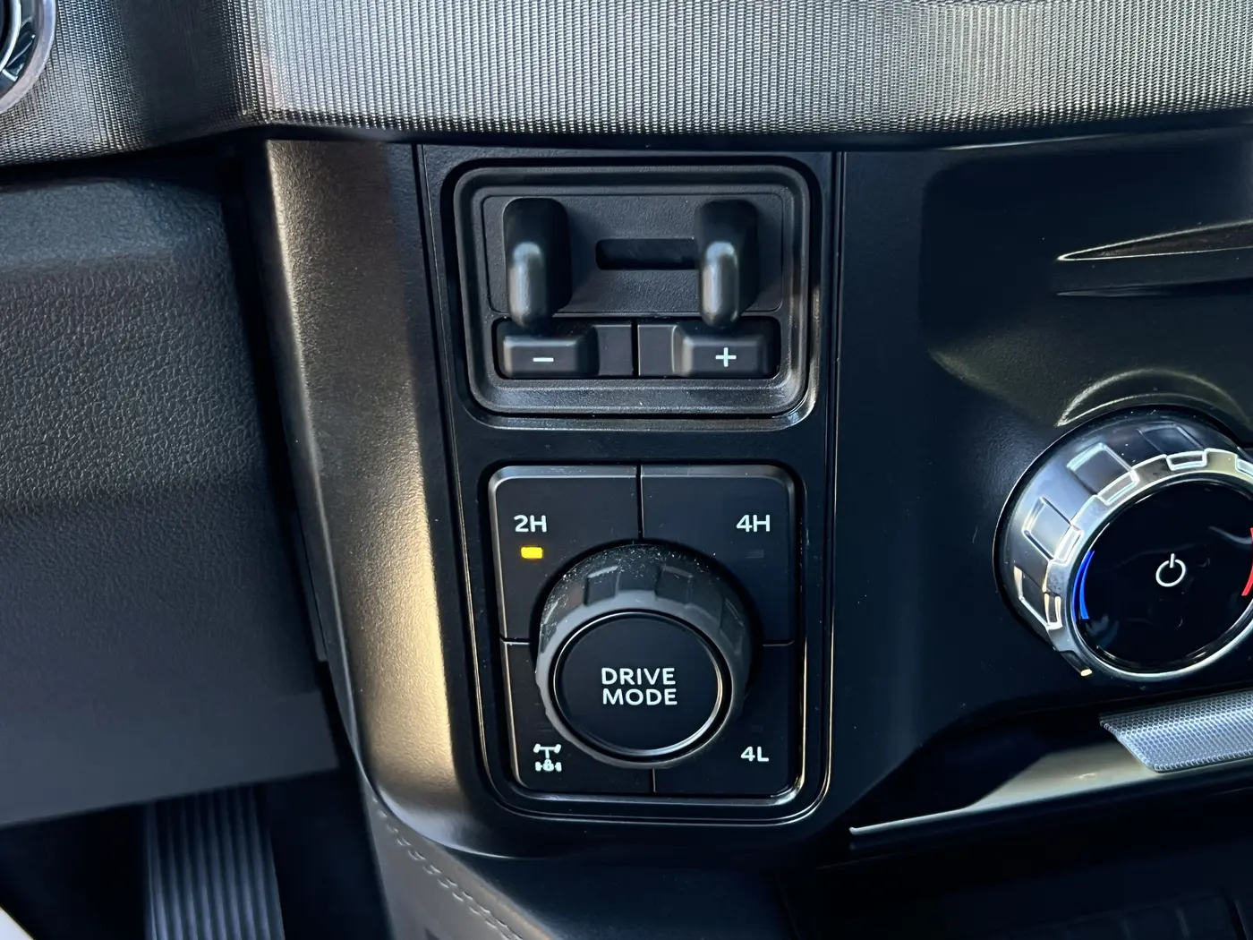 2025 Ford F-350 - $82,999