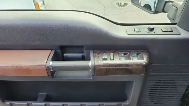 2016 Ford F-350 Super Duty Platinum