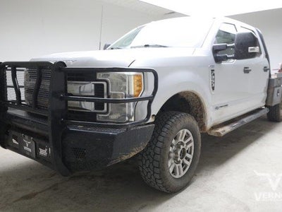 2017 Ford F-350 Super Duty 4X4 King Ranch 4DR Crew Cab 6.8 FT. SB SRW Pickup