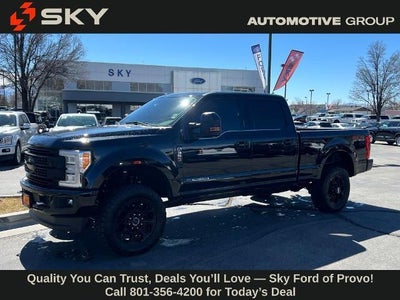 2018 Ford F-350 Super Duty 4X4 Limited 4DR Crew Cab 6.8 FT. SB SRW Pickup
