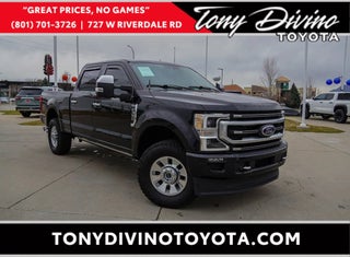 2022 Ford F-350 Super Duty with Agate Black Metallic Exterior