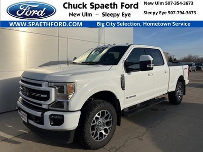 2022 Ford F-350 Super Duty 4X4 Lariat 4DR Crew Cab 6.8 FT. SB SRW Pickup